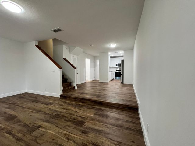 10623 Royal Palm Boulevard, Coral Springs, FL 33065