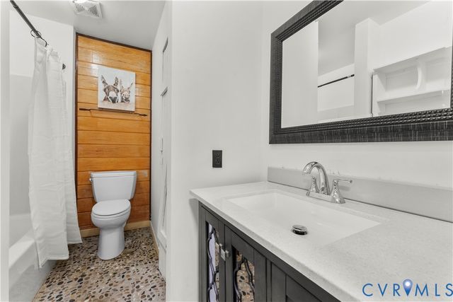 45 Morningside Rd, Cartersville, VA 23027