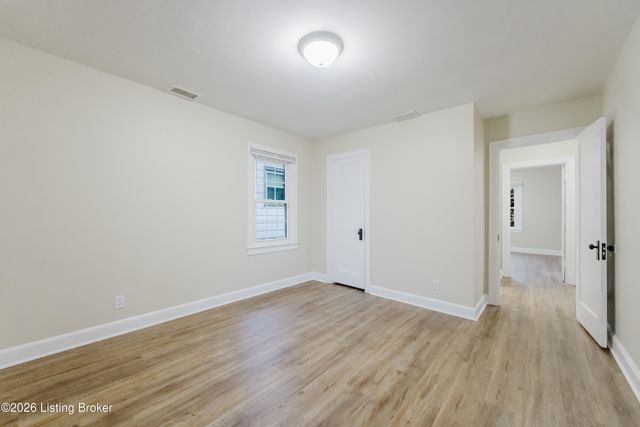 4405 S 2nd St, Louisville, KY 40214