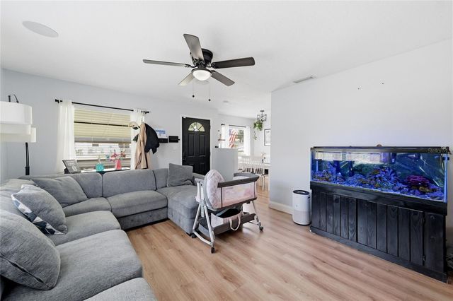 9407 N 21ST STREET, Tampa, FL 33612