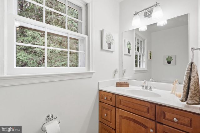 11607 AUBURN GROVE CT, Reston, VA 20194