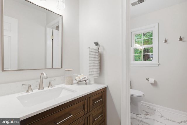 11607 AUBURN GROVE CT, Reston, VA 20194