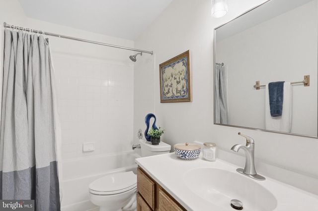 11607 AUBURN GROVE CT, Reston, VA 20194