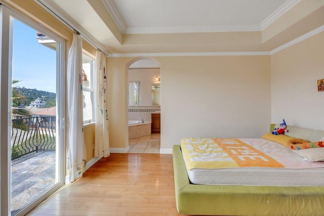 33 Aurora Ln, Copperopolis, CA 95228