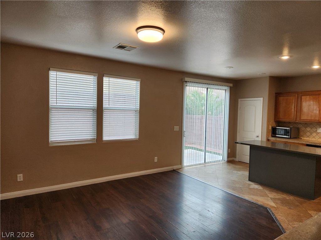 6338 Alpine Tree Avenue, Las Vegas, NV 89139 — photo 2