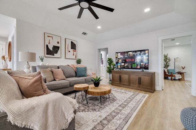 2409 Pebblebrook Court, Grand Prairie, TX 75050