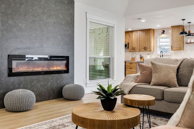 2409 Pebblebrook Court, Grand Prairie, TX 75050