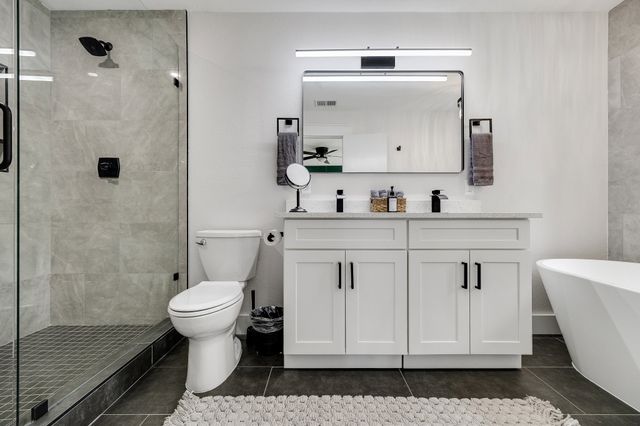 2409 Pebblebrook Court, Grand Prairie, TX 75050