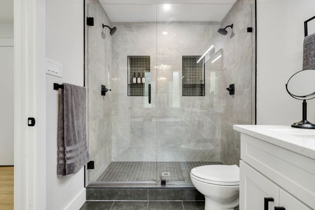 2409 Pebblebrook Court, Grand Prairie, TX 75050