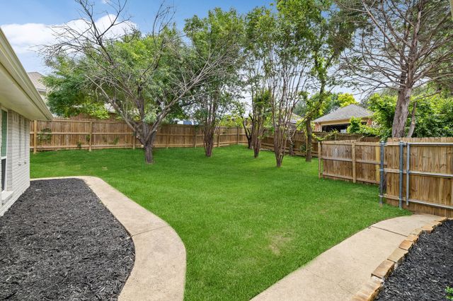 2409 Pebblebrook Court, Grand Prairie, TX 75050