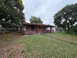 15771 NW 17th Pl, Miami Gardens, FL 33054