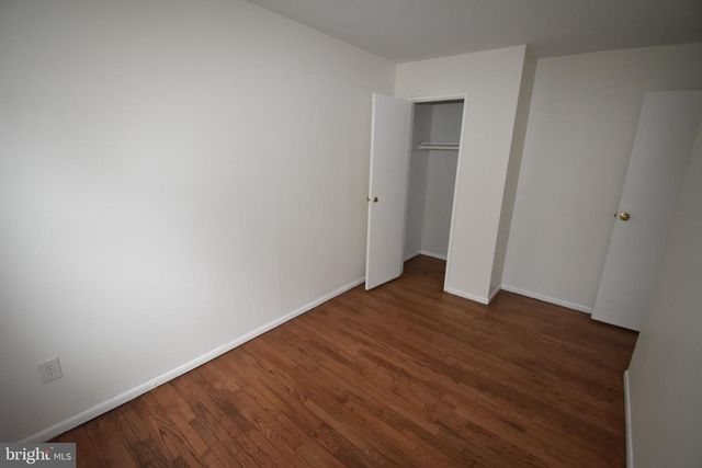 216 E PEARL ST, Burlington, NJ 08016