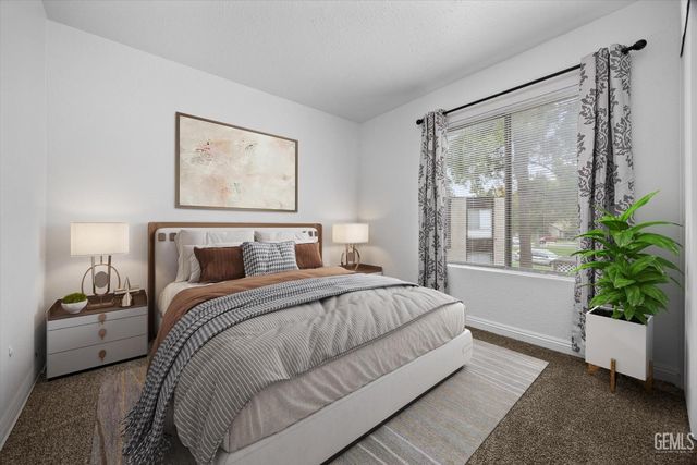 5908 Almendra Court C, Bakersfield, CA 93309