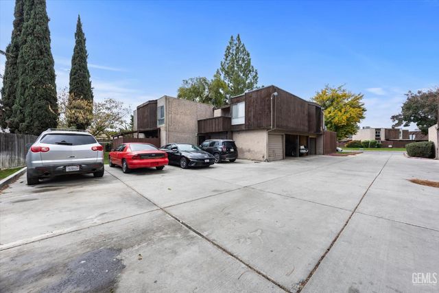 5908 Almendra Court C, Bakersfield, CA 93309