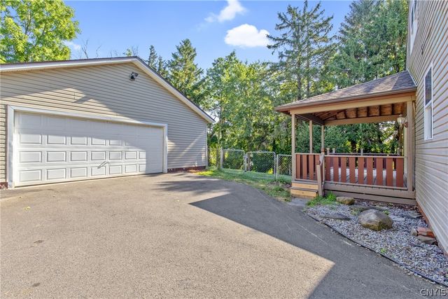 200 Knapp Road, Geddes, NY 13219