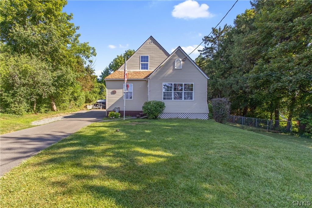 200 Knapp Road, Geddes, NY 13219