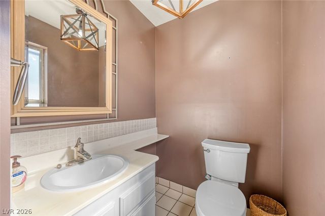 584 Mona Lane, Henderson, NV 89015