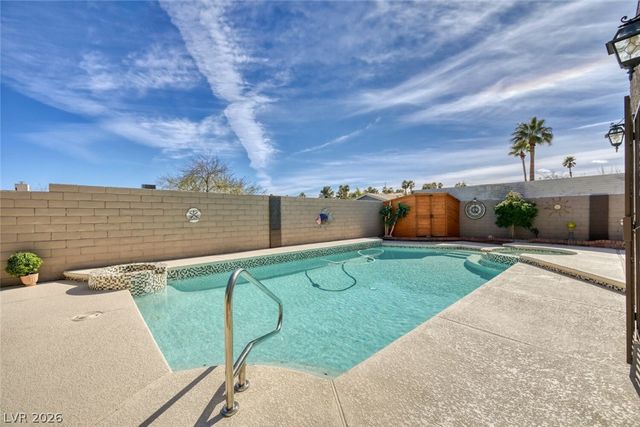 584 Mona Lane, Henderson, NV 89015