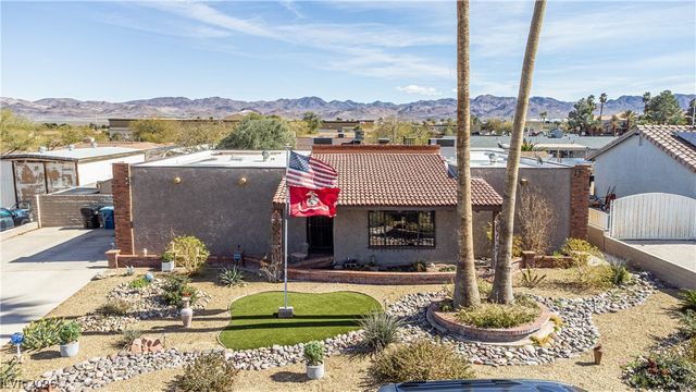 584 Mona Lane, Henderson, NV 89015