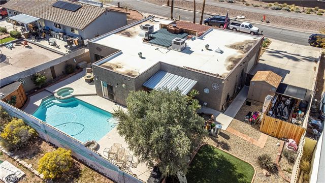 584 Mona Lane, Henderson, NV 89015