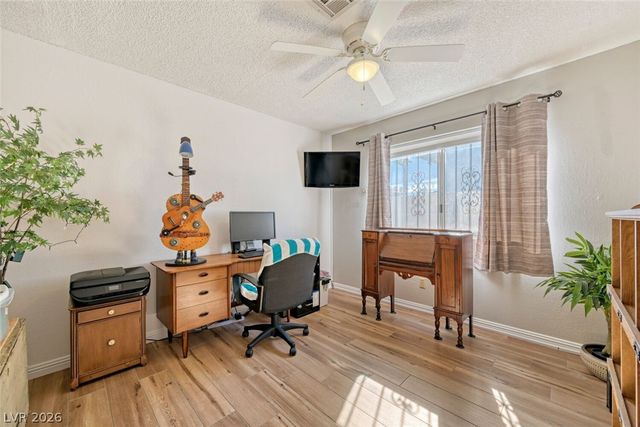 584 Mona Lane, Henderson, NV 89015