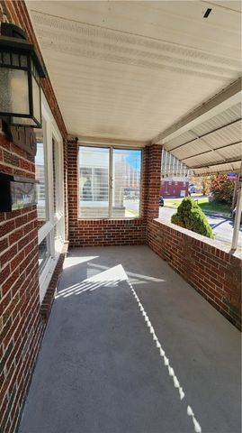 410 Longfellow Street, Vandergrift, PA 15690