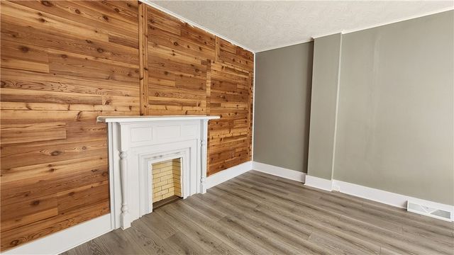 410 Longfellow Street, Vandergrift, PA 15690