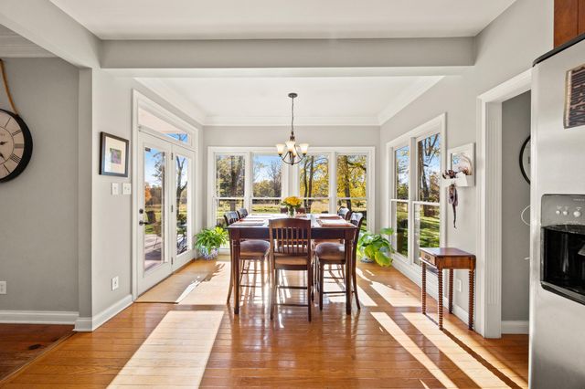 2005 Wyndamere Lane, Paris, KY 40361