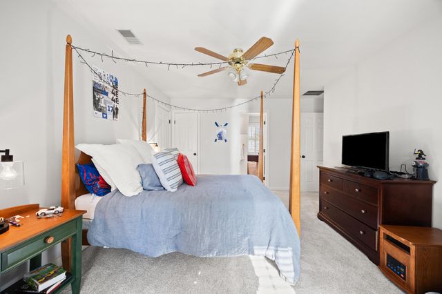 2005 Wyndamere Lane, Paris, KY 40361