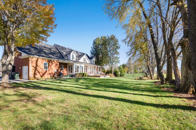 2005 Wyndamere Lane, Paris, KY 40361