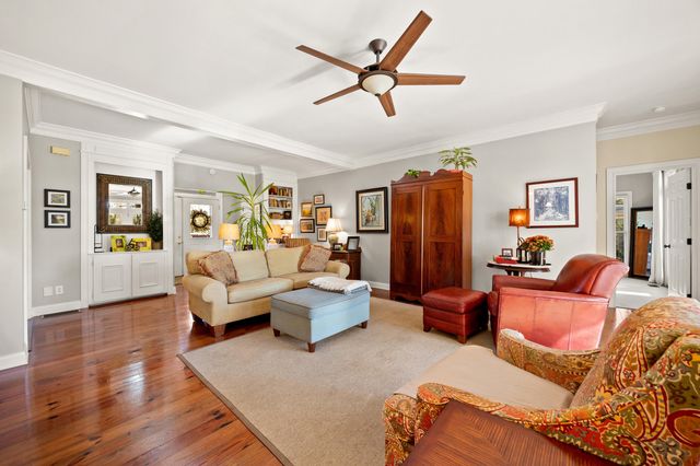 2005 Wyndamere Lane, Paris, KY 40361