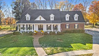 2005 Wyndamere Lane, Paris, KY 40361