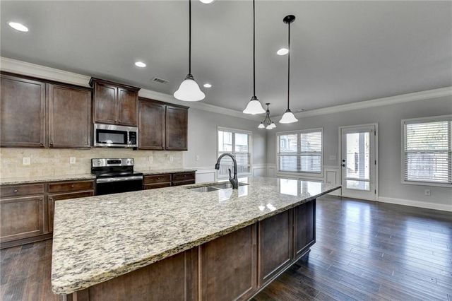 1264 Brynhill Court, Buford, GA 30518