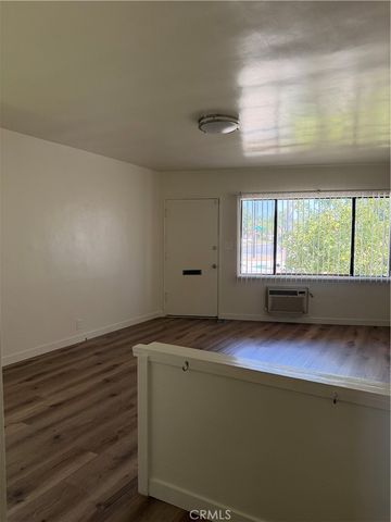 1340 N Buena Vista A, Burbank, CA 91505