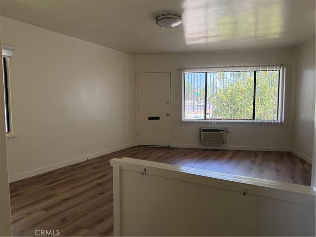 1340 N Buena Vista A, Burbank, CA 91505