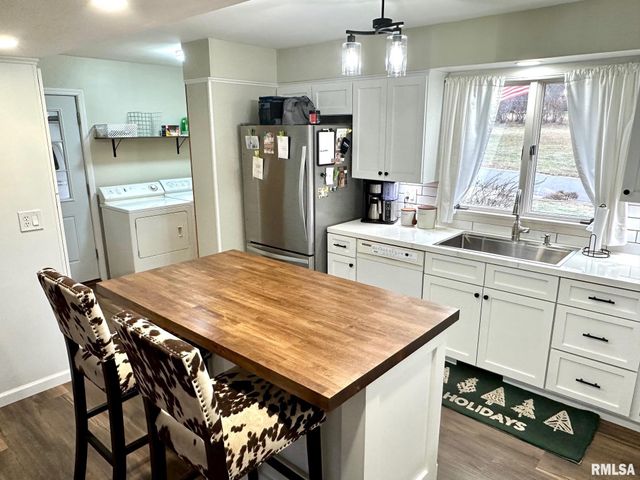 5 Book Lane, Jacksonville, IL 62650