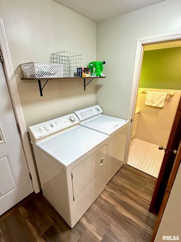 5 Book Lane, Jacksonville, IL 62650