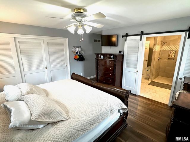 5 Book Lane, Jacksonville, IL 62650