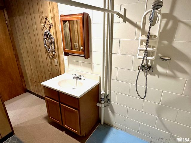 5 Book Lane, Jacksonville, IL 62650