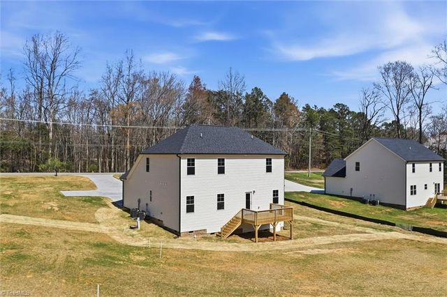 6055 Frye Bridge Road, Clemmons, NC 27012