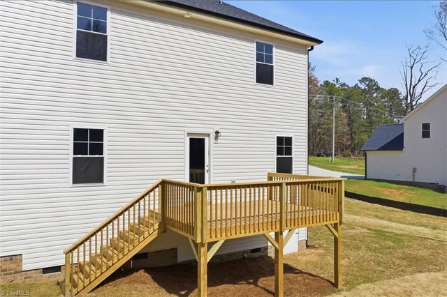 6055 Frye Bridge Road, Clemmons, NC 27012