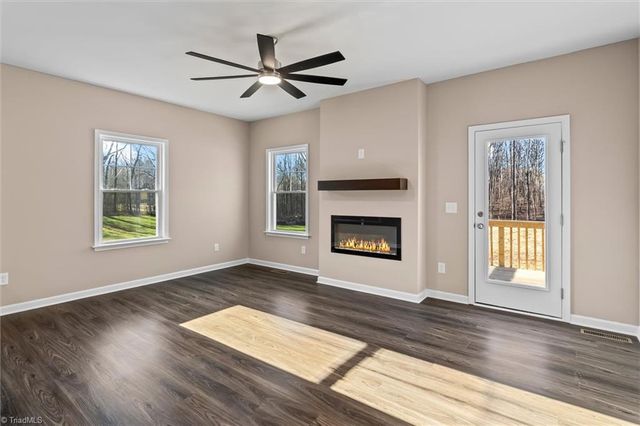 6055 Frye Bridge Road, Clemmons, NC 27012