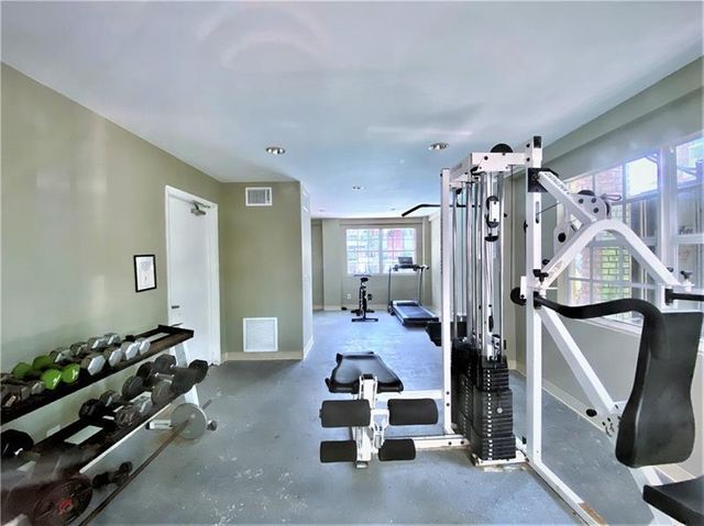 2426 SE 17th Street 307a, Fort Lauderdale, FL 33316