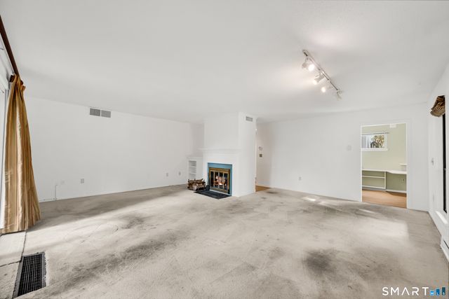 126 Mallard Drive 126, Avon, CT 06001