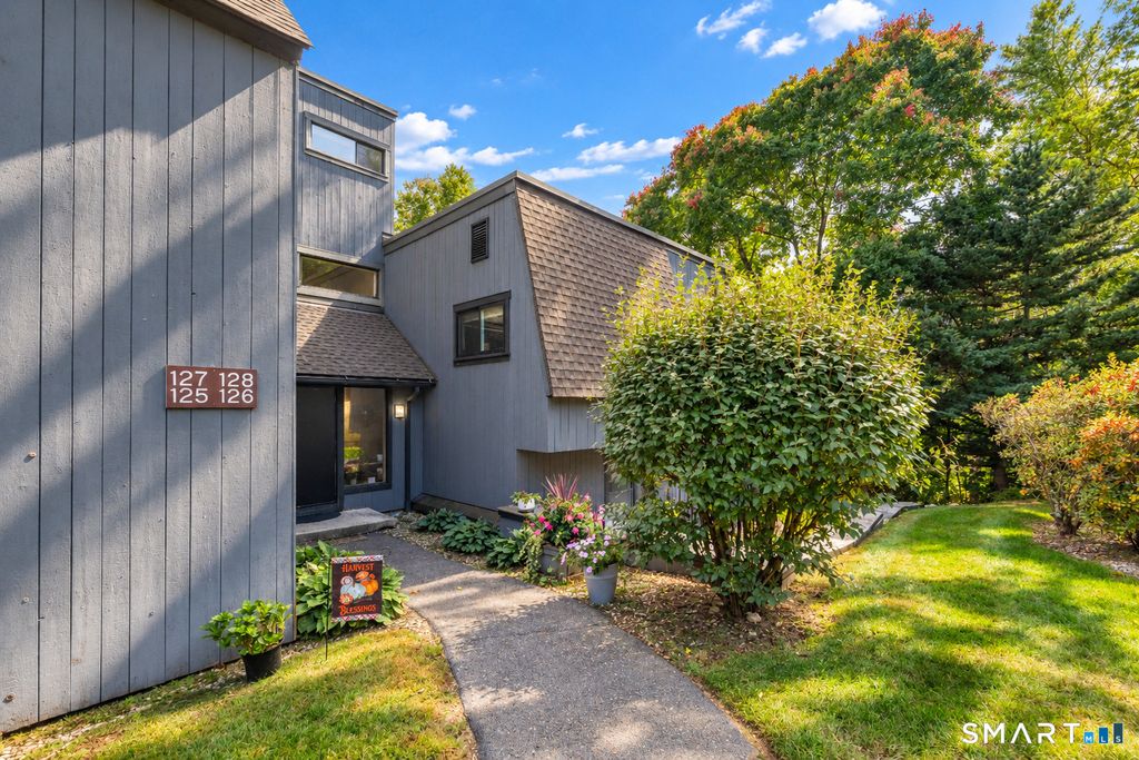 126 Mallard Drive 126, Avon, CT 06001
