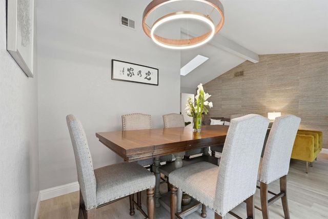 334 River Isle Way, Sacramento, CA 95831