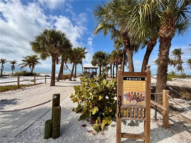 126 Mandalay RD, Fort Myers Beach, FL 33931