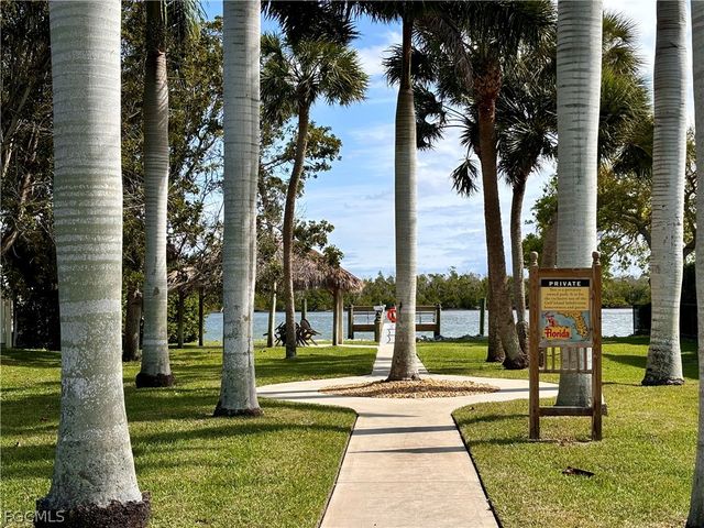 126 Mandalay RD, Fort Myers Beach, FL 33931