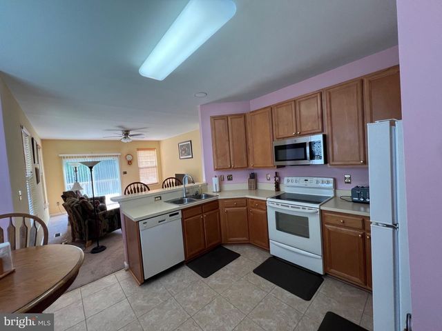 4128 KILLINGTON CT, White Plains, MD 20695
