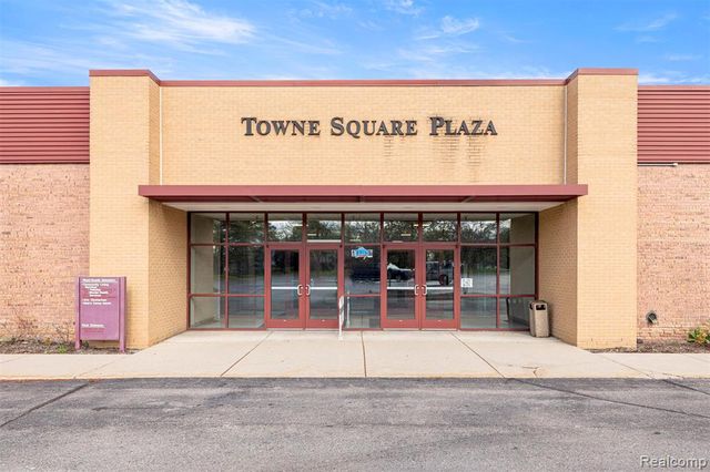 35425 W Michigan Avenue, Wayne, MI 48184